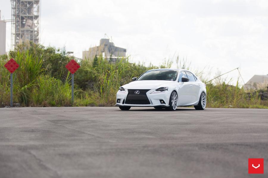  Lexus IS F on Vossen Wheels (VFS-10) 2017 года  (фото 3 из 72)